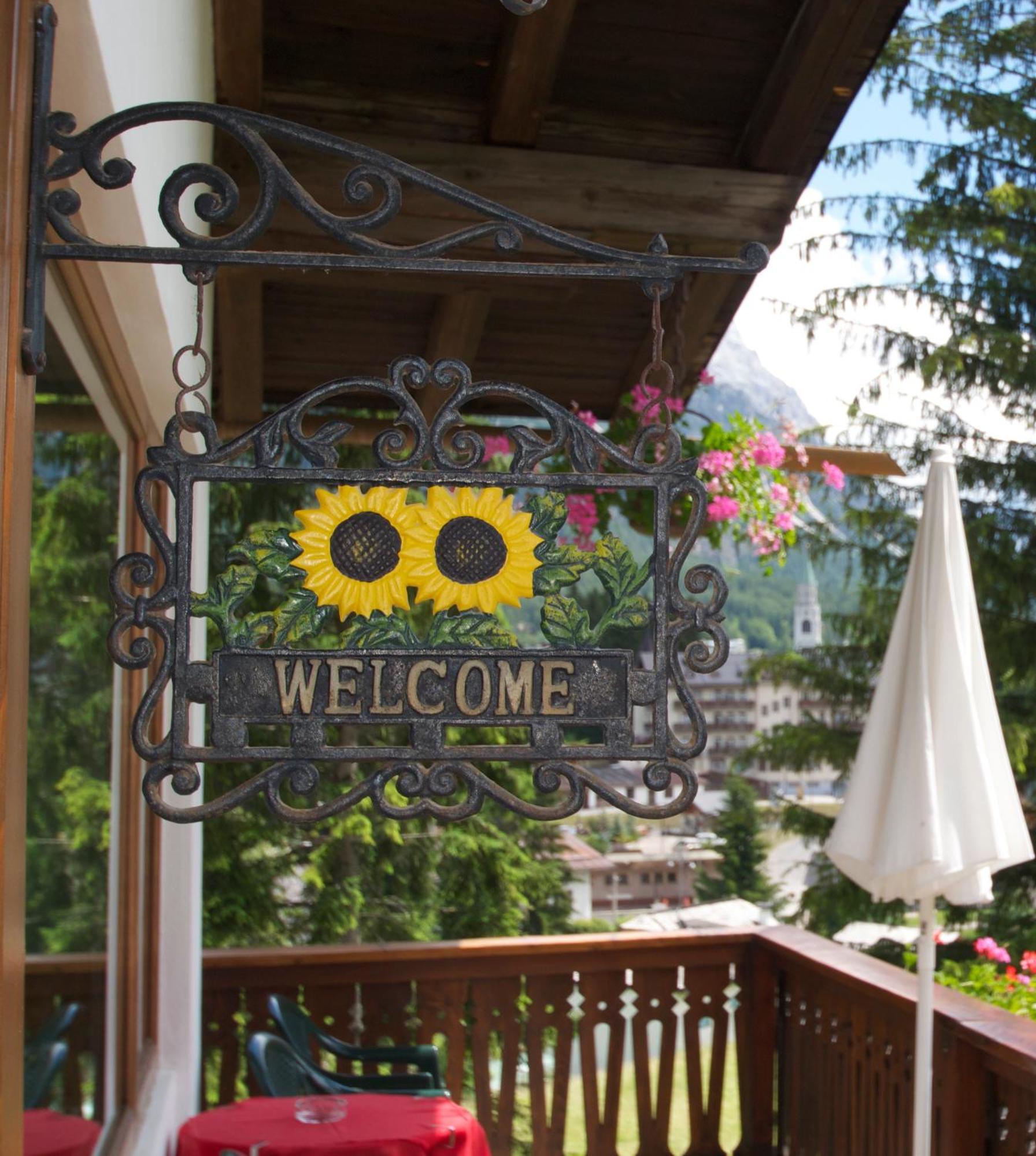 Hotel Villa Nevada 코르티나 담페조 외부 사진